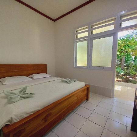 Bajo Hotel Labuan Bajo Kültér fotó