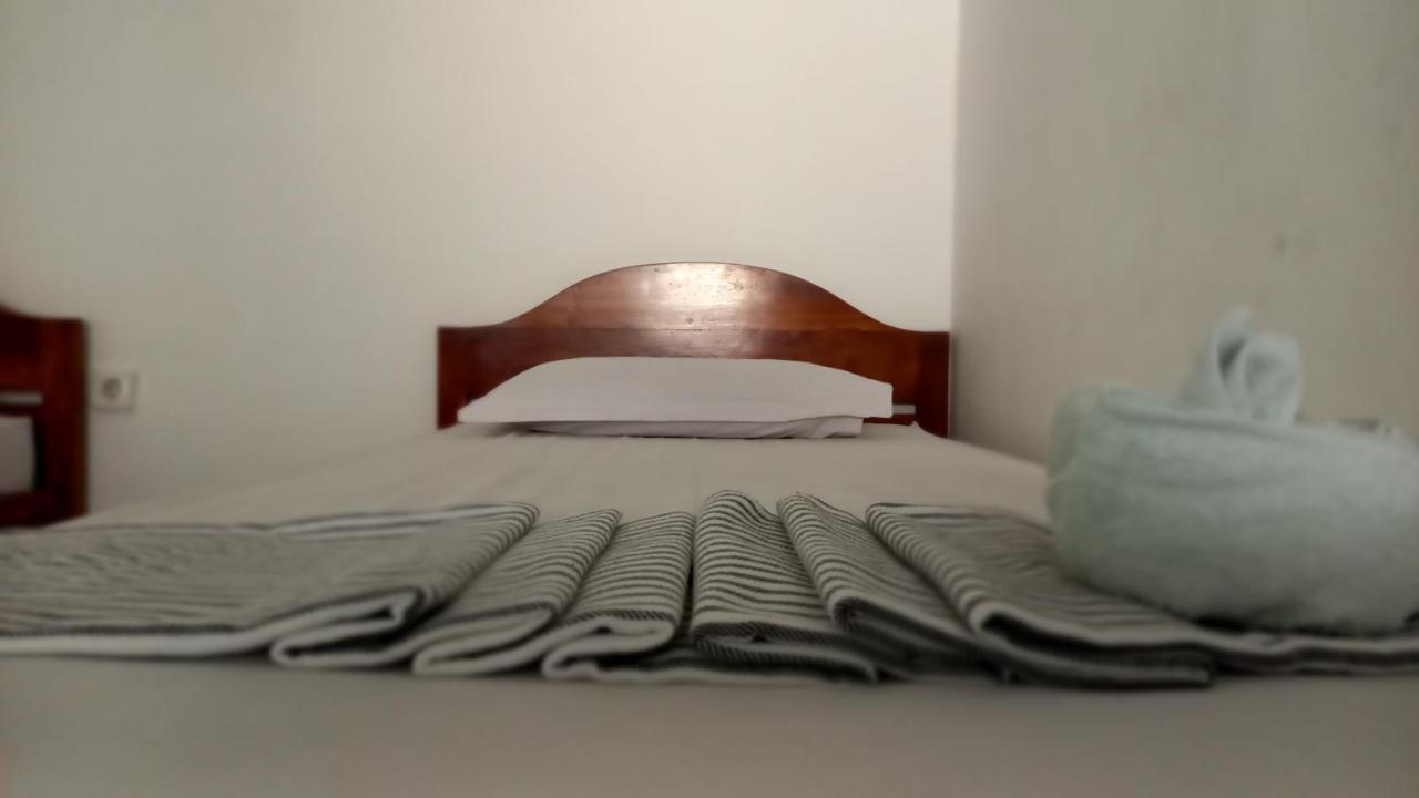 Bajo Hotel Labuan Bajo Kültér fotó