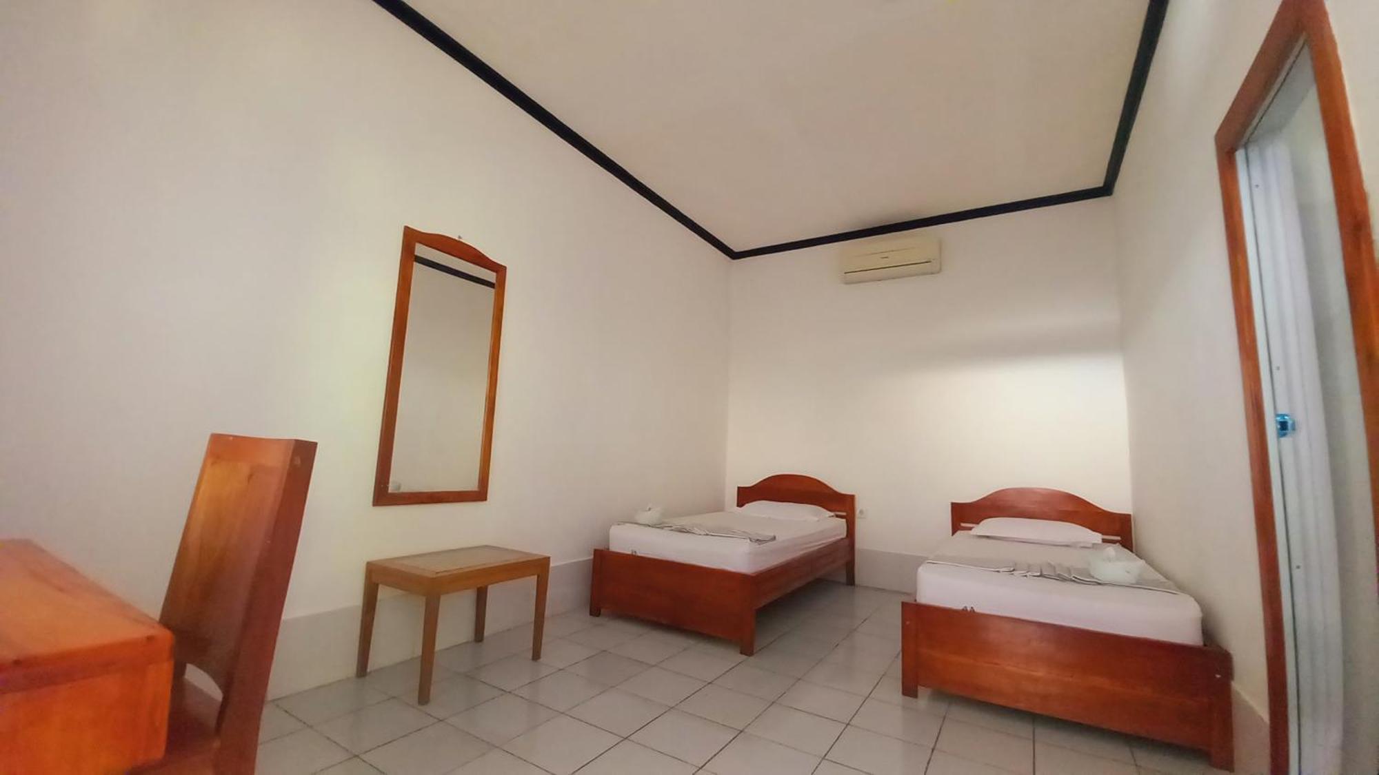 Bajo Hotel Labuan Bajo Kültér fotó