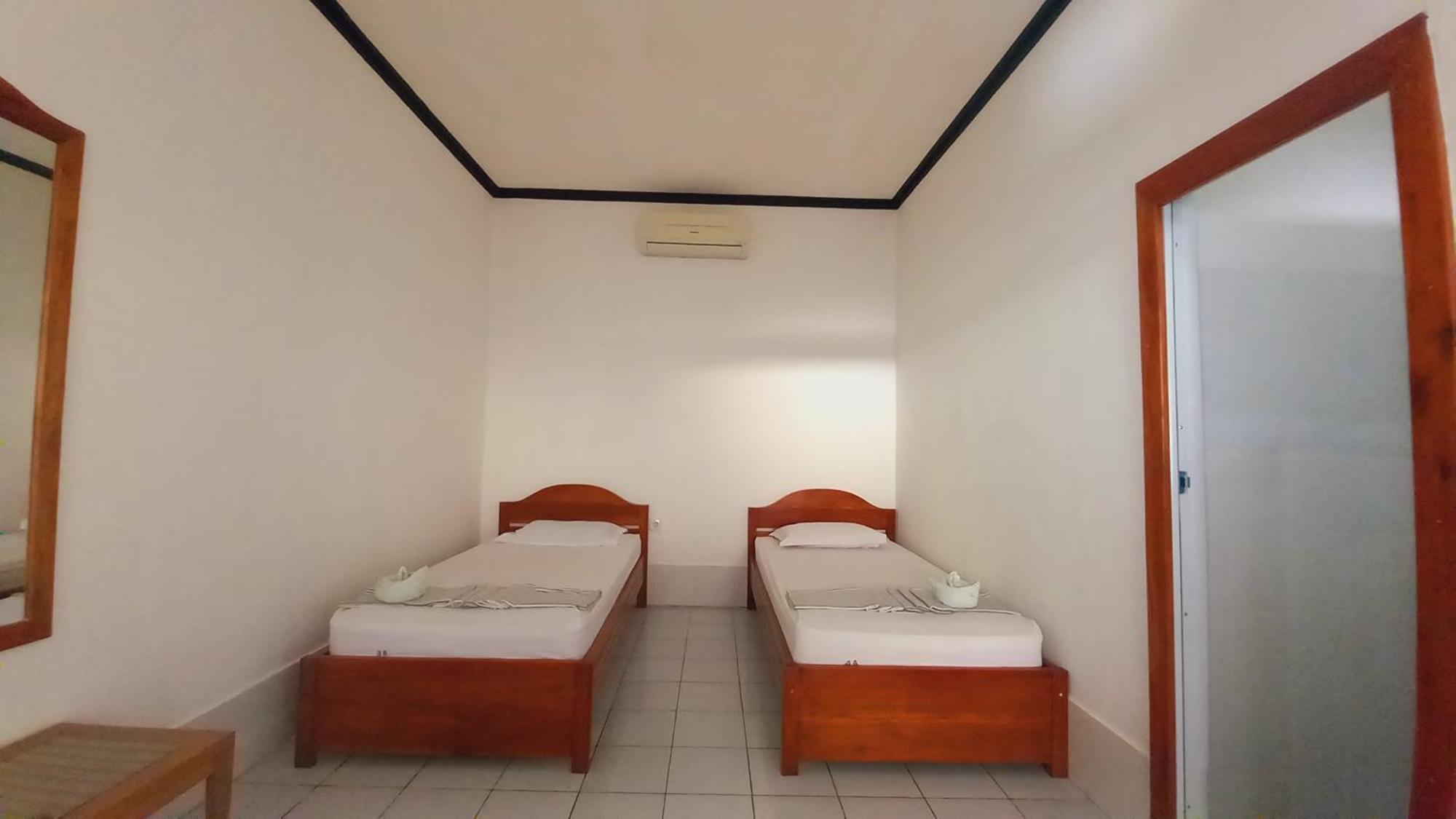 Bajo Hotel Labuan Bajo Kültér fotó